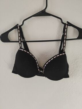 Donna Loren Black T-Shirt Bra Size 34A